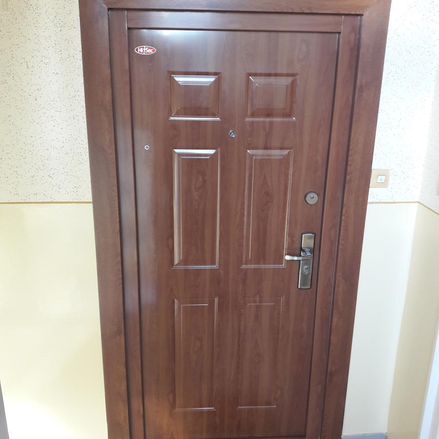 Stúdió 18 Apartman Kazincbarcika Exterior foto