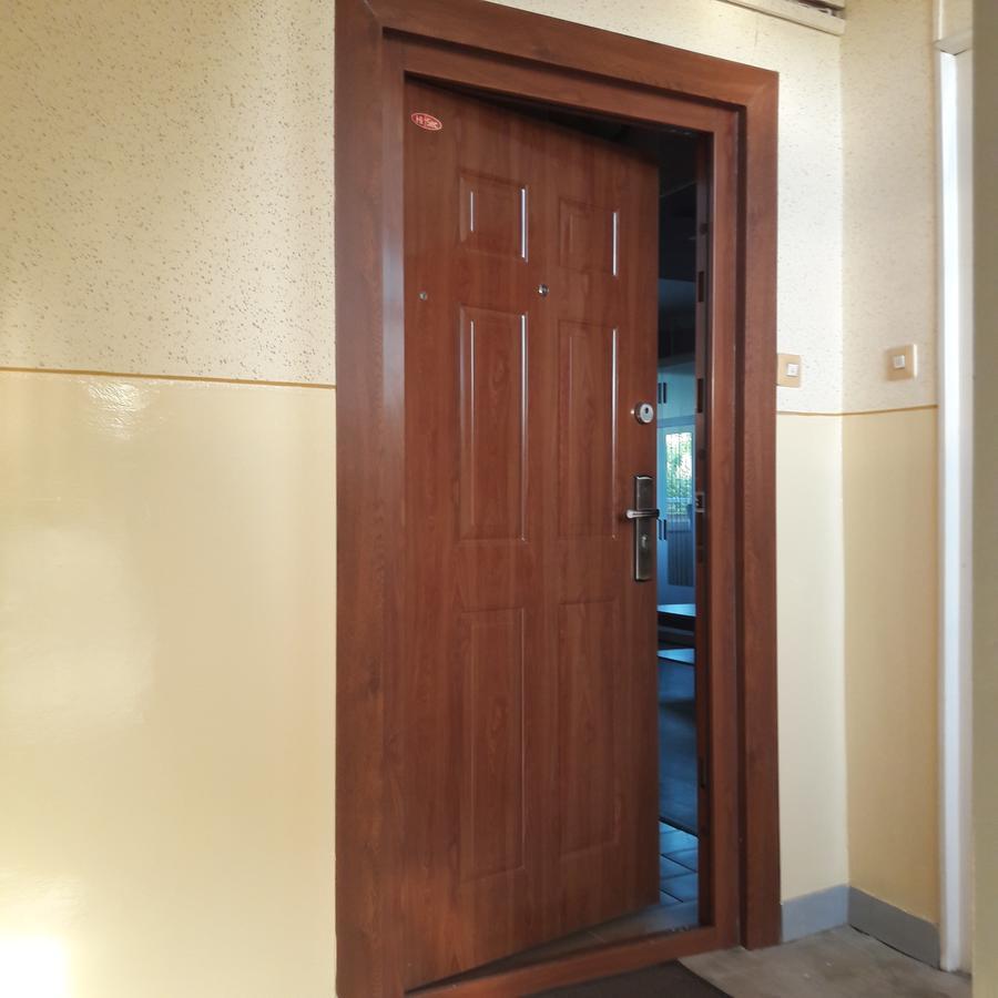 Stúdió 18 Apartman Kazincbarcika Exterior foto