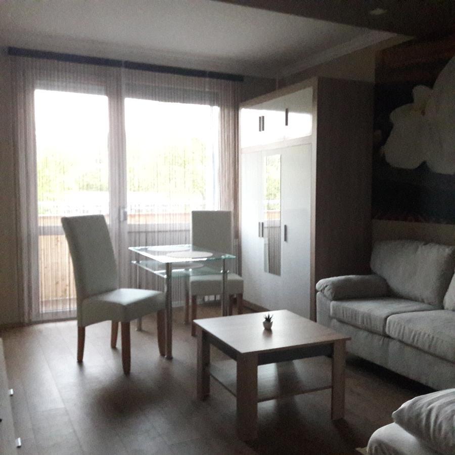 Stúdió 18 Apartman Kazincbarcika Exterior foto